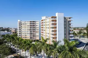 2025 NE 164th St, North Miami Beach, FL 33162 - Photo 15