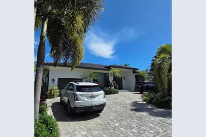 343 190th St, Sunny Isles Beach, FL 33160 - Photo 1