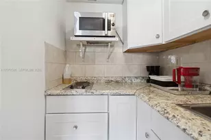 6484 Indian Creek Dr, Miami Beach, FL 33141 - Photo 9
