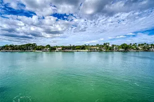 6484 Indian Creek Dr, Miami Beach, FL 33141 - Photo 17