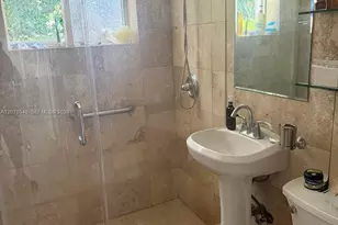 270 NE 169th St, North Miami Beach, FL 33162 - Photo 13