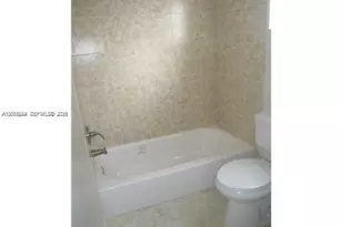 7370 SW 82nd St, Miami, FL 33143 - Photo 5