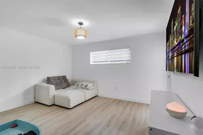 1327 SW 72nd Ave, Miami, FL 33144 - Photo 13