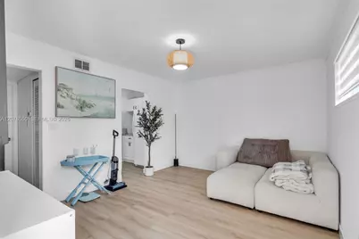 1327 SW 72nd Ave, Miami, FL 33144 - Photo 11