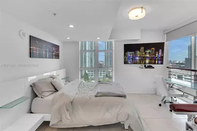 41 SE 5th St #1117, Miami, FL 33131 - Photo 21