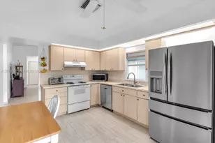 527 SE 27th Dr, Homestead, FL 33033 - Photo 15