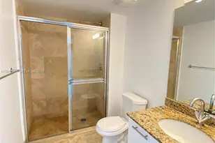 41 SE 5th St, Miami, FL 33131 - Photo 19