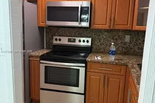 8009 W 6th Ave, Hialeah, FL 33014 - Photo 3