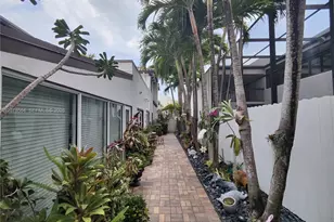 1823 S Bayshore Ln, Miami, FL 33133 - Photo 63