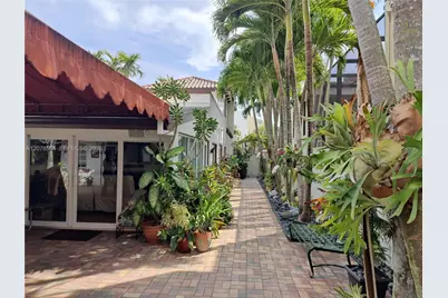 1823 S Bayshore Ln, Miami, FL 33133 - Photo 59