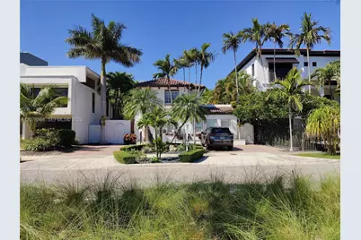 1823 S Bayshore Ln, Miami, FL 33133 - Photo 71
