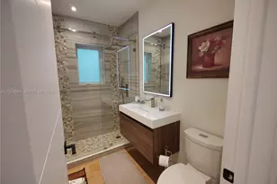 1823 S Bayshore Ln, Miami, FL 33133 - Photo 39