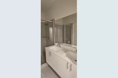 4242 NW 82nd Ave, Doral, FL 33166 - Photo 17