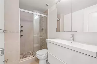 7441 Wayne Ave #1R, Miami Beach, FL 33141 - Photo 13