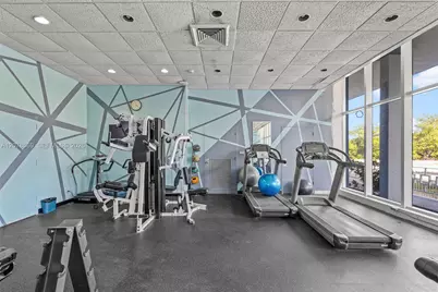 7441 Wayne Ave #1R, Miami Beach, FL 33141 - Photo 25