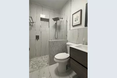 5490 W 2nd Ave, Hialeah, FL 33012 - Photo 9