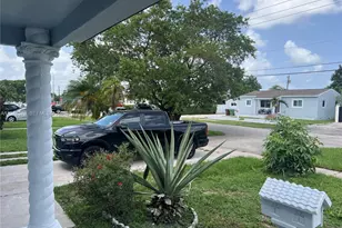 5490 W 2nd Ave, Hialeah, FL 33012 - Photo 5