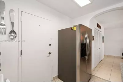 17800 Atlantic Blvd #203, Sunny Isles Beach, FL 33160 - Photo 5