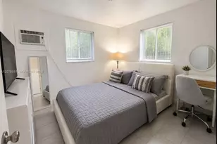 5920 NE 1st Terrace, Fort Lauderdale, FL 33334 - Photo 13