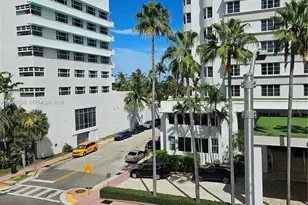 3030 Collins Ave, Miami Beach, FL 33140 - Photo 7