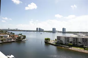 1000 W Island Blvd, Aventura, FL 33160 - Photo 9
