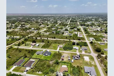 2808 55th St W, Lehigh Acres, FL 33971 - Photo 3