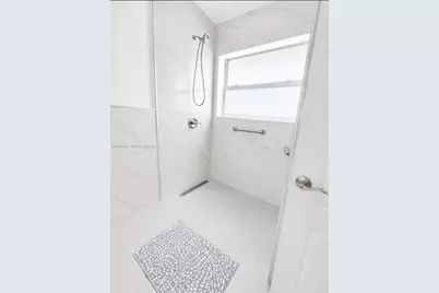 16529 SW 98th Ter, Miami, FL 33196 - Photo 7