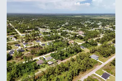 1114 Craft St E, Lehigh Acres, FL 33974 - Photo 5