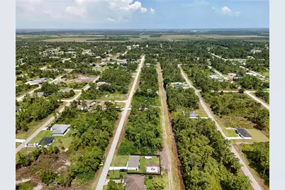 1114 Craft St E, Lehigh Acres, FL 33974 - Photo 3