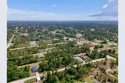 1114 Craft St E, Lehigh Acres, FL 33974 - Photo 9