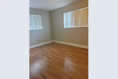 2121 N 52nd Ave, Hollywood, FL 33021 - Photo 9