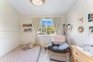 2140 NW 78th Ave, Pembroke Pines, FL 33024 - Photo 15