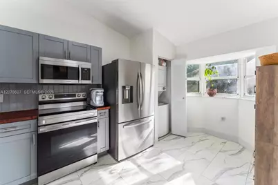 2140 NW 78th Ave #204, Pembroke Pines, FL 33024 - Photo 3