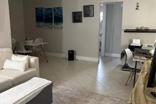 1100 NE 1st Ct, Hallandale Beach, FL 33009 - Photo 3
