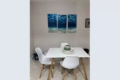 1100 NE 1st Ct #102, Hallandale Beach, FL 33009 - Photo 11