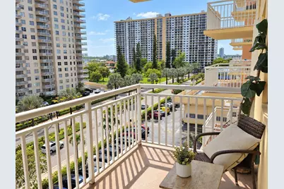 251 174th St #608, Sunny Isles Beach, FL 33160 - Photo 33