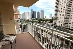 251 174th St, Sunny Isles Beach, FL 33160 - Photo 27
