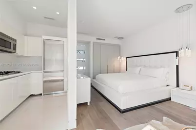 440 S Hibiscus Dr, Miami Beach, FL 33139 - Photo 43