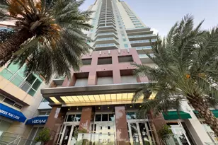 253 NE 2nd St, Miami, FL 33132 - Photo 23