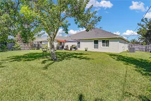 2826 SE Melaleuca Blvd, Port Saint Lucie, FL 34952 - Photo 9
