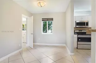 903 NE 2nd St, Hallandale Beach, FL 33009 - Photo 29