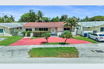 903 NE 2nd St, Hallandale Beach, FL 33009 - Photo 35