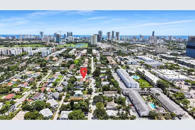 903 NE 2nd St, Hallandale Beach, FL 33009 - Photo 37