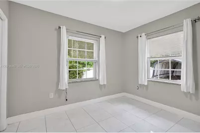 40 NW 68th St, Miami, FL 33150 - Photo 15