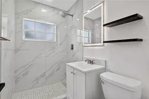 40 NW 68th St, Miami, FL 33150 - Photo 17