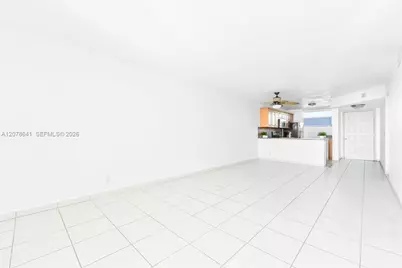 110 Lake Emerald Dr #403, Oakland Park, FL 33309 - Photo 11