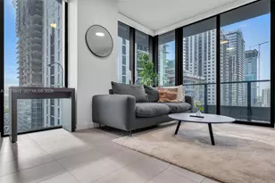 121 NE 5th St, Miami, FL 33132 - Photo 3