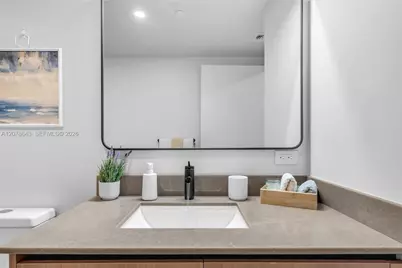121 NE 5th St #2708, Miami, FL 33132 - Photo 9