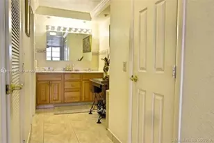 3800 S Ocean Dr, Hollywood, FL 33019 - Photo 17