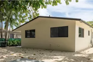 1949 Riverside Dr, Fort Lauderdale, FL 33312 - Photo 3